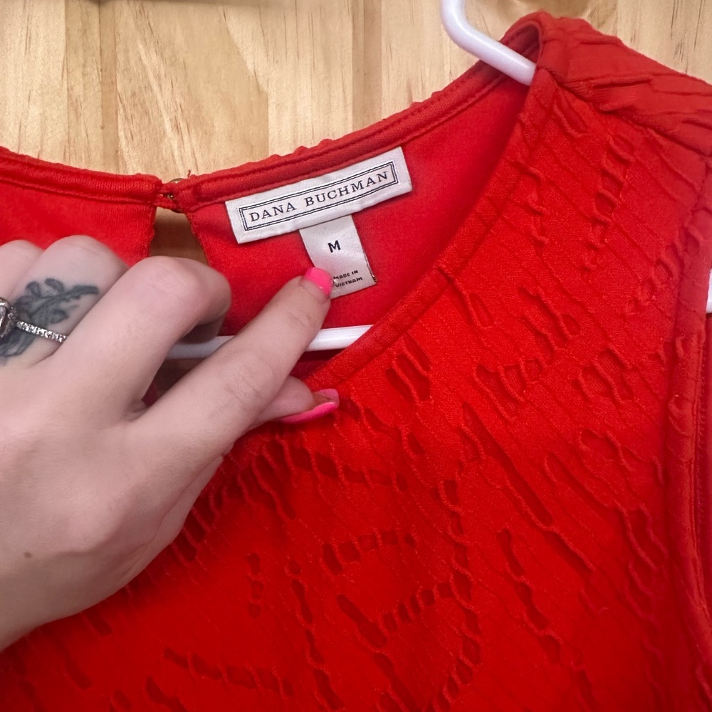 Dana Buchman Scarlet Embossed Blouse